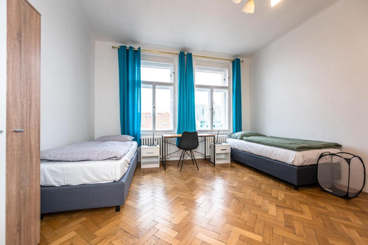 Apartments Safarikova 18 Praha Eksteriør bilde