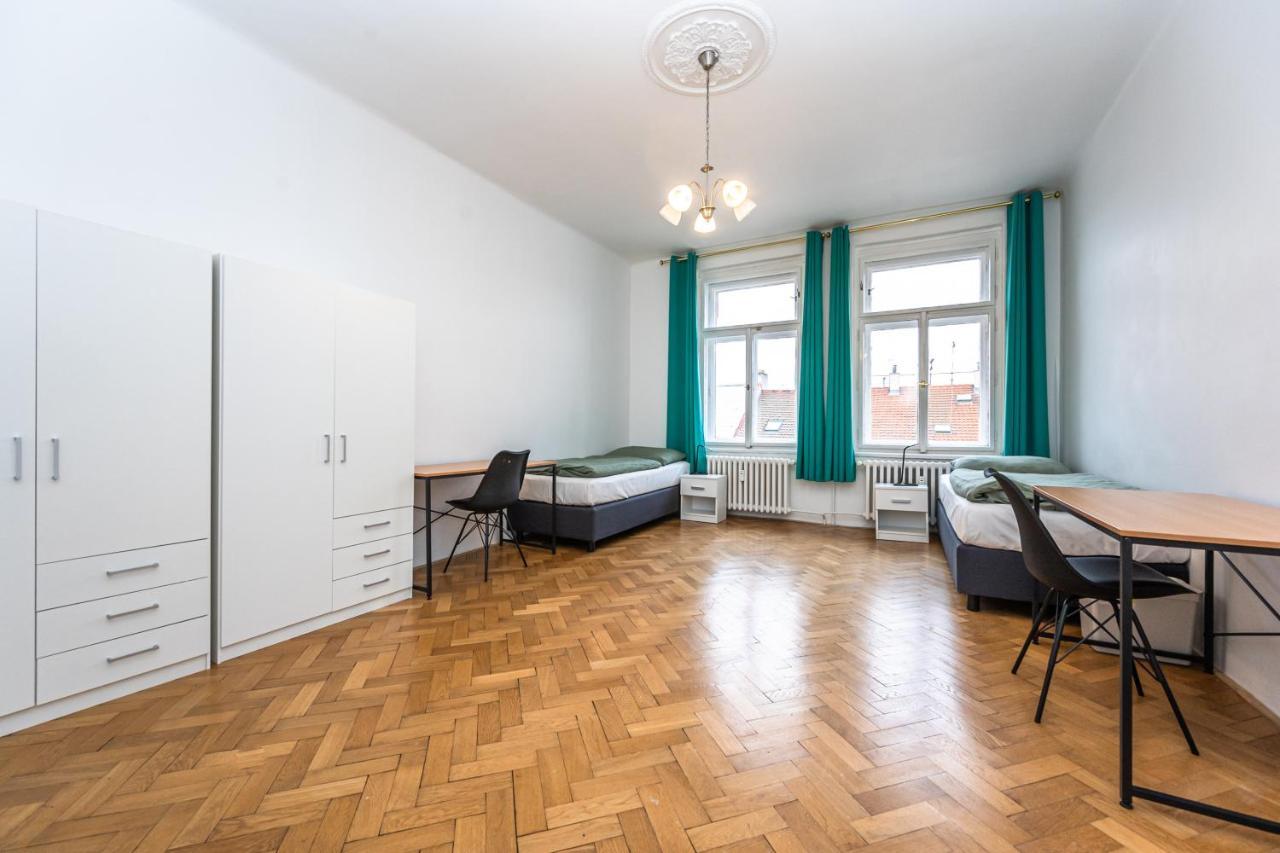 Apartments Safarikova 18 Praha Eksteriør bilde