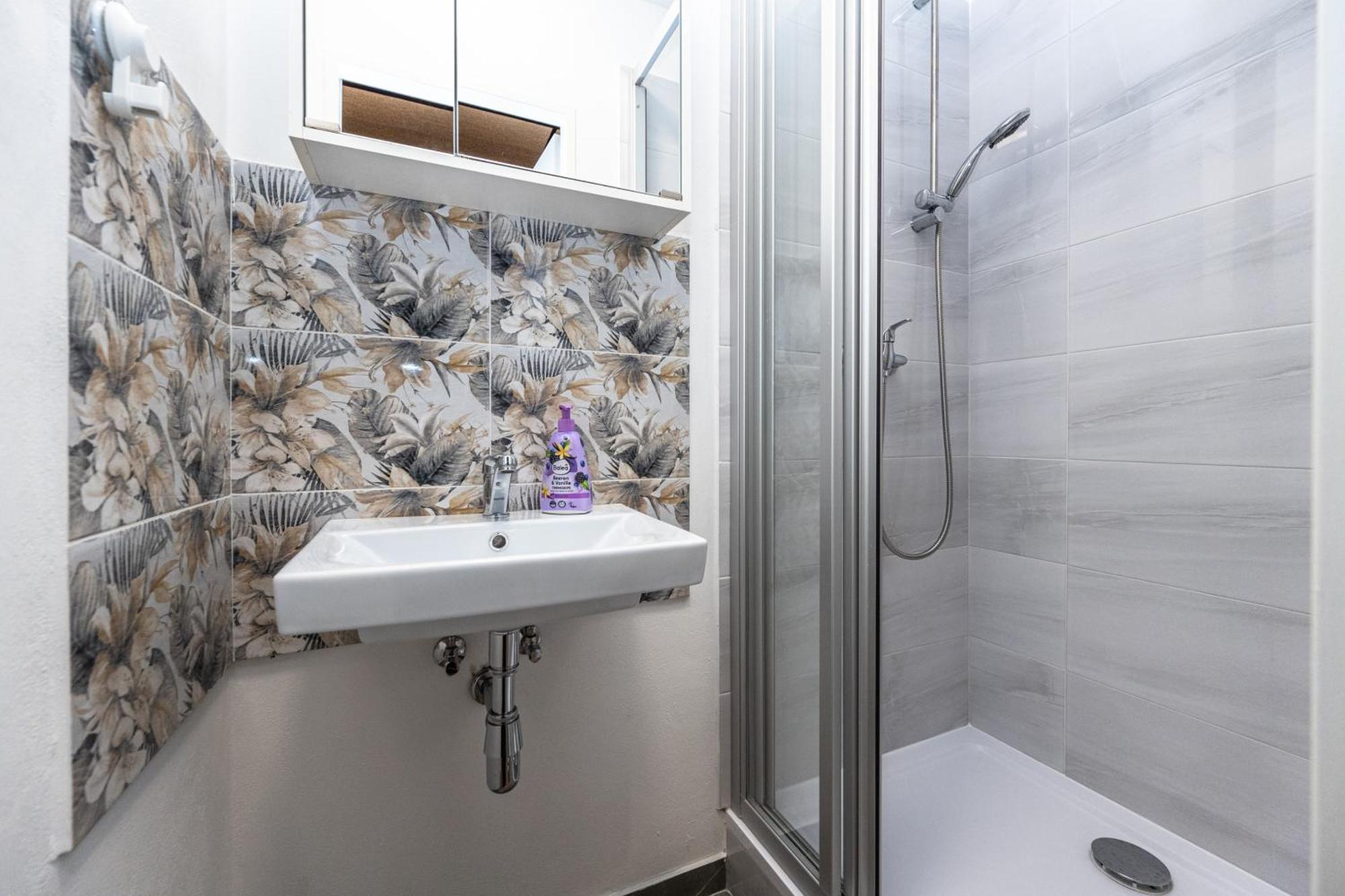 Apartments Safarikova 18 Praha Eksteriør bilde